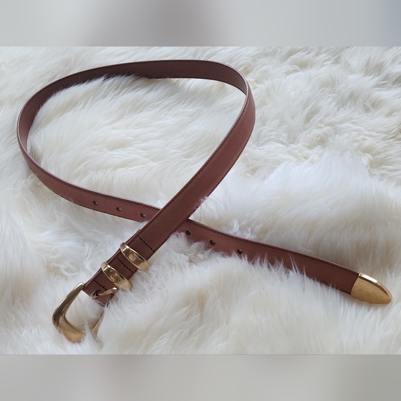 Aritzia Accessories - Aritzia Tan Leather Belt